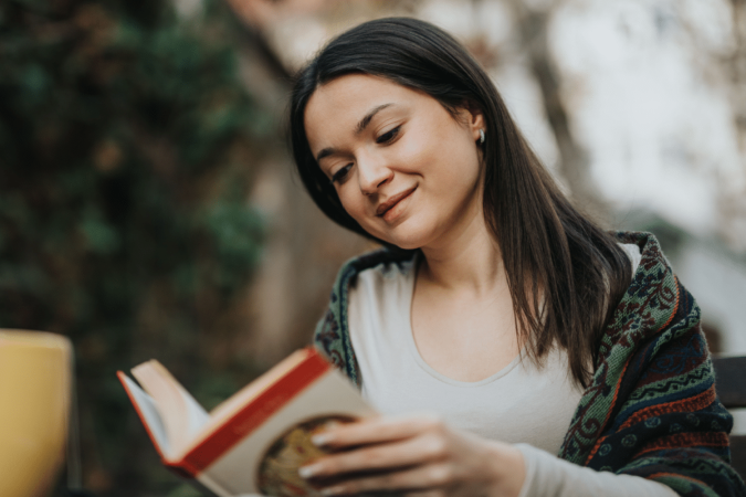 Livros reúnem histórias e análises que ajudam a entender os desafios da sociedade atual (Imagem: Gorgev | Shutterstock) - (crédito: EdiCase) Livros reúnem histórias e análises que ajudam a entender os desafios da sociedade atual (Imagem: Gorgev | Shutterstock) - (crédito: EdiCase)