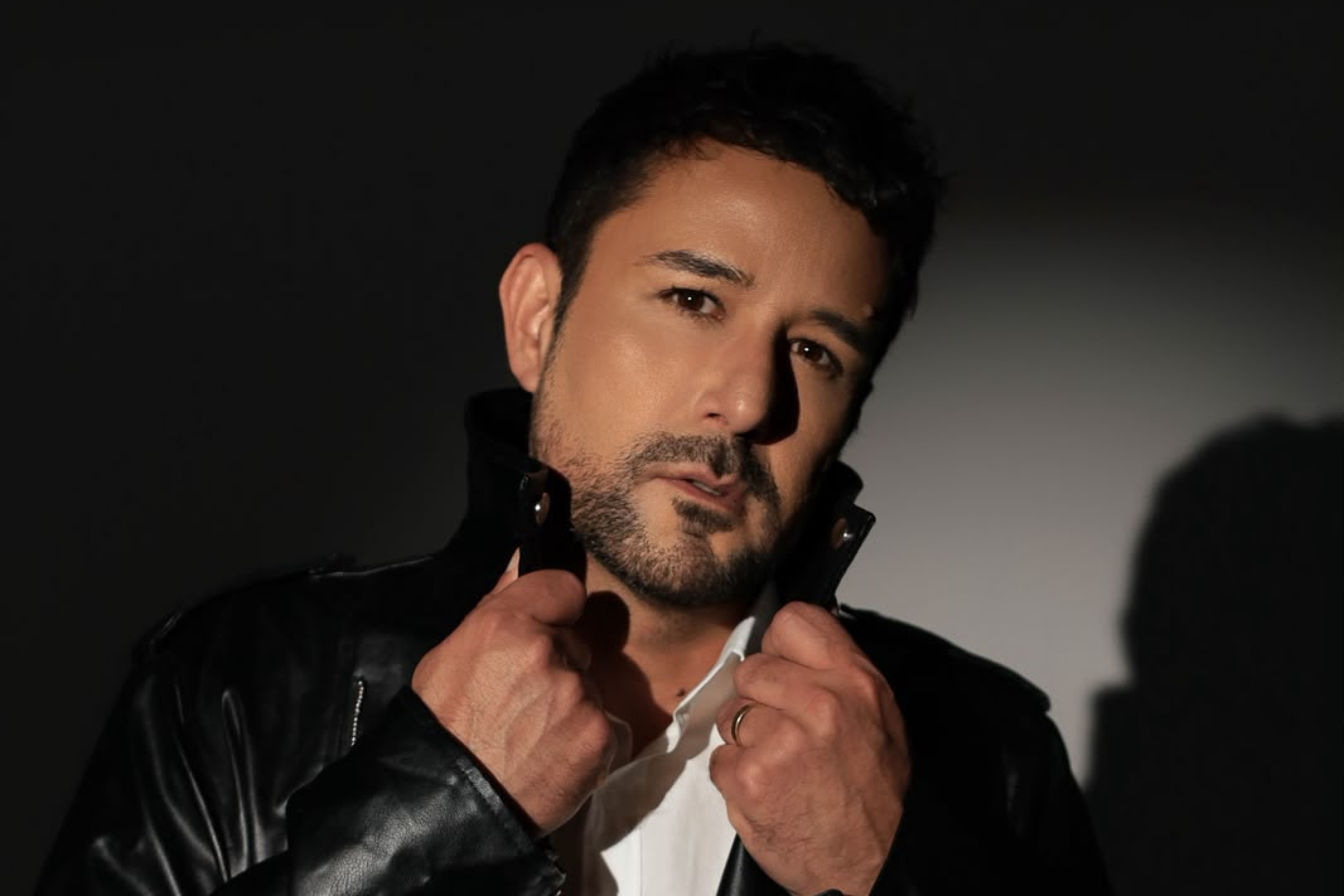 Cantor Asis Soares integra trilha sonora do premiado filme 'Juvenal e o Dragão'