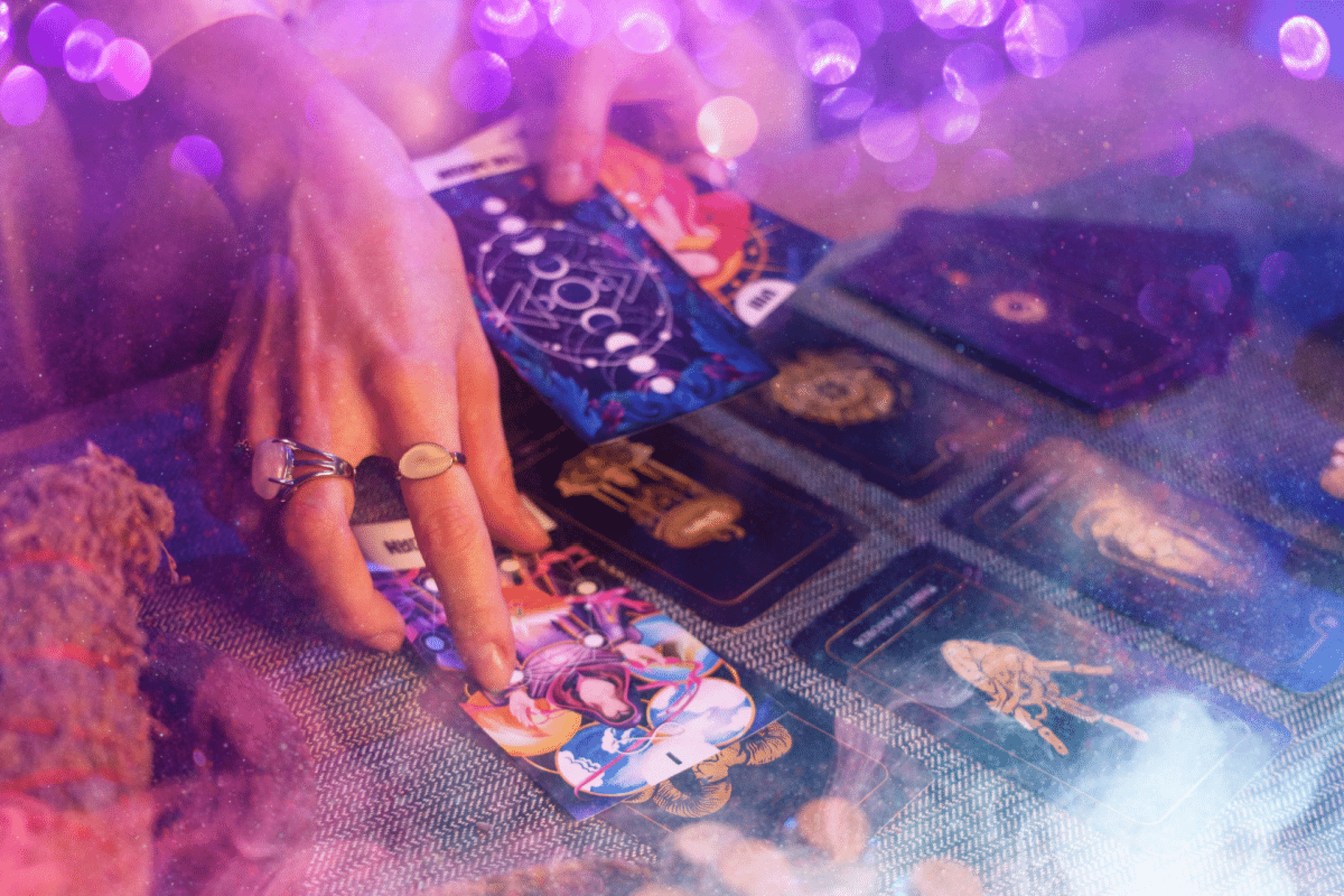 Tarot do dia: previsão para os 12 signos em 17/07/2026