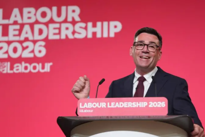 Crises no governo de Keir Starmer abriram caminho para Andy Burnham chegar ao poder - (crédito: PA Media) Crises no governo de Keir Starmer abriram caminho para Andy Burnham chegar ao poder - (crédito: PA Media)