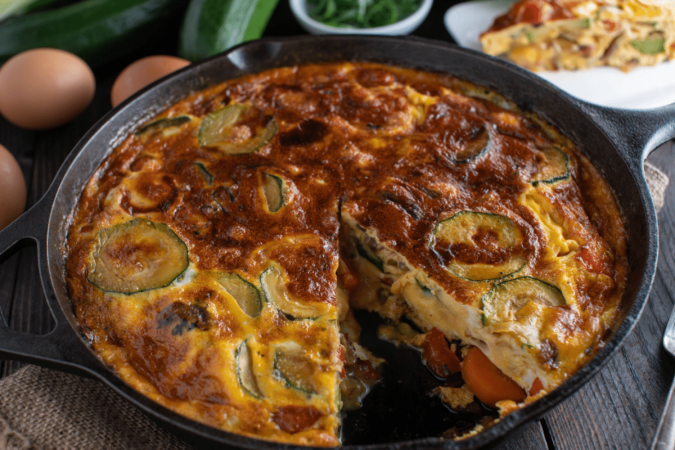 Frittata de abobrinha (Imagem: Angelika Heine | Shutterstock) - (crédito: EdiCase) Frittata de abobrinha (Imagem: Angelika Heine | Shutterstock) - (crédito: EdiCase)