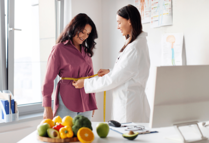 A localização da gordura corporal influencia os riscos à saúde e a escolha do tratamento mais adequado (Imagem: fast-stock | Shutterstock)  -  (crédito: EdiCase) -A localização da gordura corporal influencia os riscos à saúde e a escolha do tratamento mais adequado (Imagem: fast-stock | Shutterstock)  -  (crédito: EdiCase)
