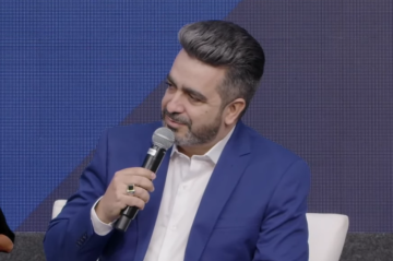 Leonardo Avalanche diz que distribuição de iPhones é viável  - Reprodução/YouTube