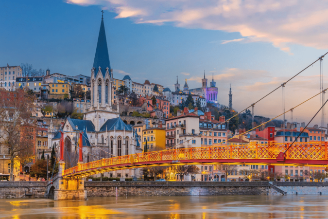 Lyon é uma das maiores cidades da nação francesa (Imagem: f11photo | Shutterstock)
- (crédito: EdiCase) Lyon é uma das maiores cidades da nação francesa (Imagem: f11photo | Shutterstock)
- (crédito: EdiCase)