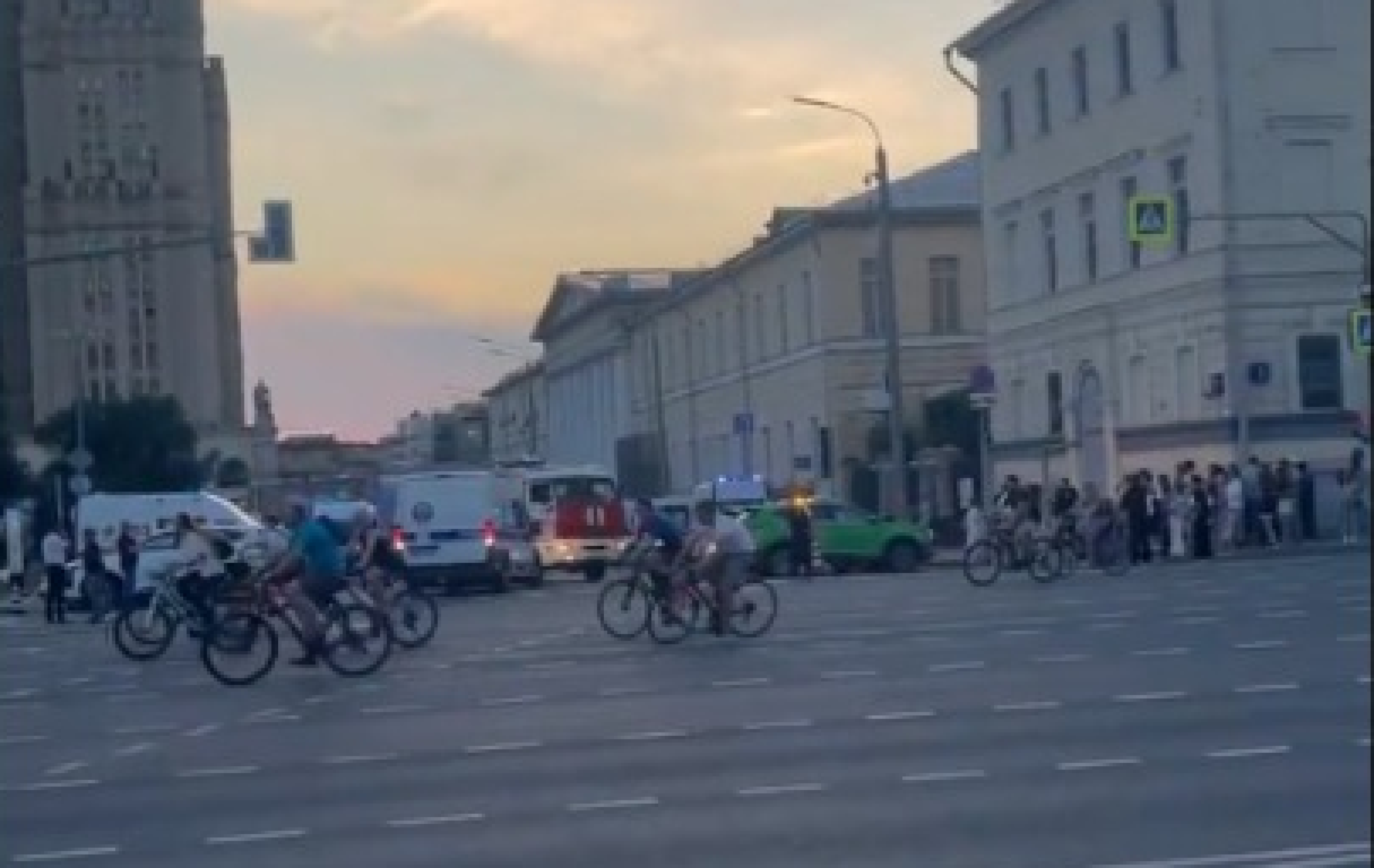 Três mortos e 15 feridos em explosão em uma cafeteria em Moscou