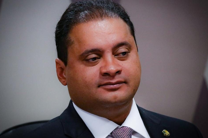 Mulher de Weverton Rocha recebeu R$ 11 milhões de empresas ligadas a Willer Tomaz, aponta PF