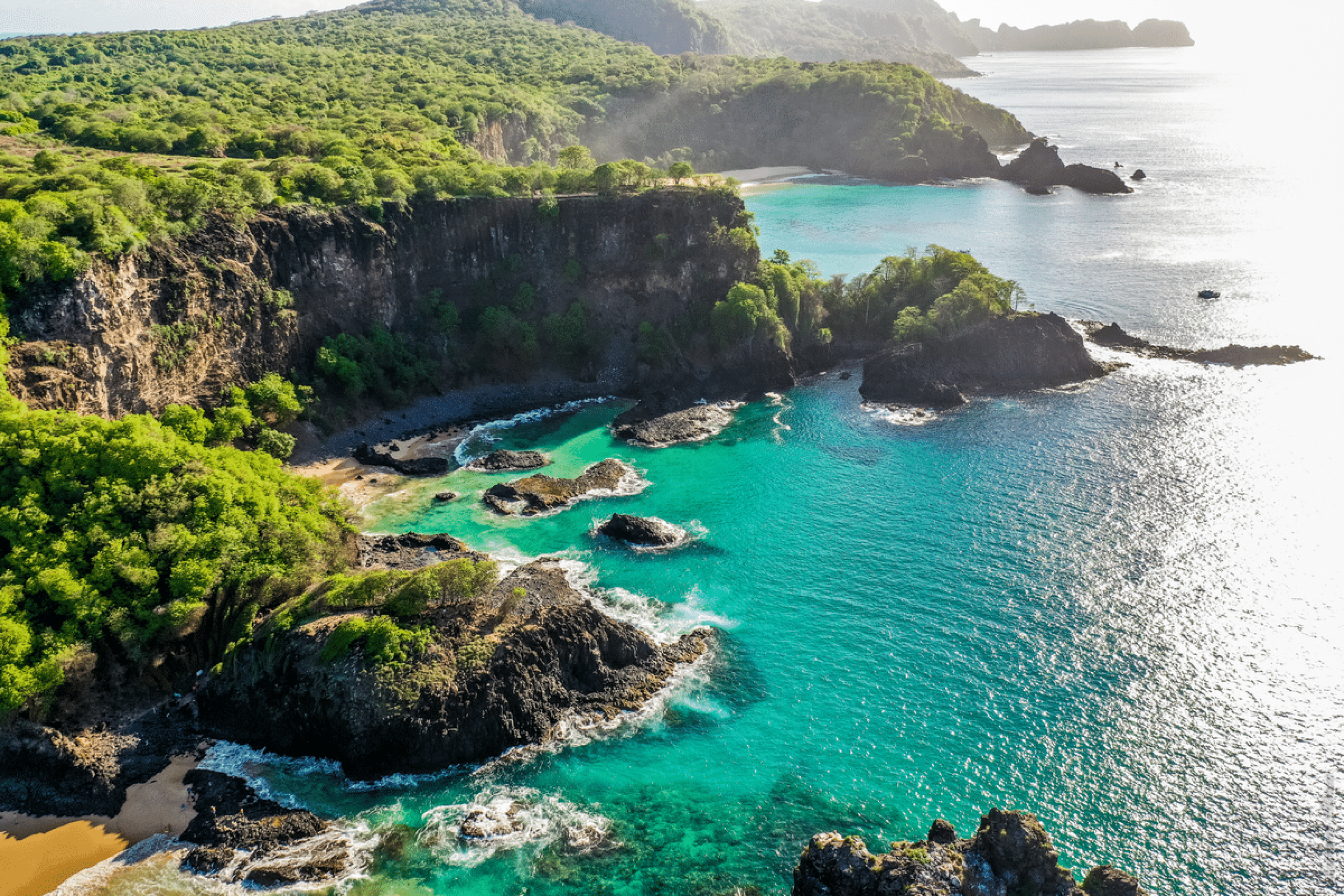 Fernando de Noronha: veja como desfrutar o melhor desse destino