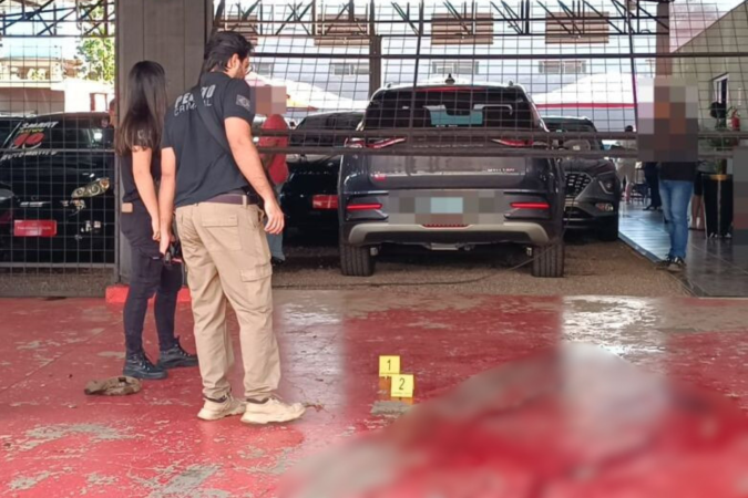 Crime ocorreu em uma garagem de veículos de Dourados - (crédito: Osvaldo Duarte/Dourados News/Reprodução) Crime ocorreu em uma garagem de veículos de Dourados - (crédito: Osvaldo Duarte/Dourados News/Reprodução)
