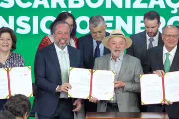 Alckmin ressaltou os ganhos para a indústria nacional, que pagará mais barato pela energia e deverá utilizar combustíveis menos poluentes - (crédito: Reprodução/Youtube Lula) Alckmin ressaltou os ganhos para a indústria nacional, que pagará mais barato pela energia e deverá utilizar combustíveis menos poluentes - (crédito: Reprodução/Youtube Lula)