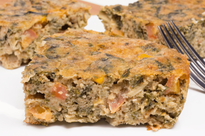 Torta de escarola e frango (Imagem: Jobz Fotografia | Shutterstock) - (crédito: EdiCase) Torta de escarola e frango (Imagem: Jobz Fotografia | Shutterstock) - (crédito: EdiCase)