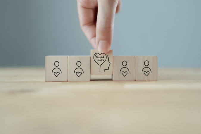 Mudanças na dinâmica profissional ampliaram a discussão sobre os cuidados com a saúde mental (Imagem: 3rdtimeluckystudio | Shutterstock) - (crédito: EdiCase) Mudanças na dinâmica profissional ampliaram a discussão sobre os cuidados com a saúde mental (Imagem: 3rdtimeluckystudio | Shutterstock) - (crédito: EdiCase)