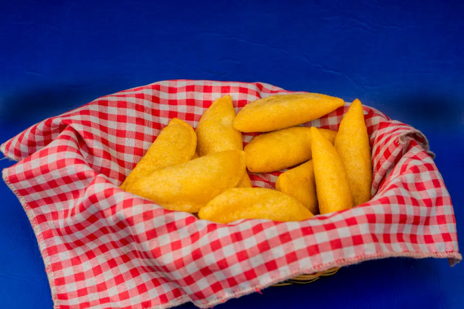 O pastel de angu é um clássico da culinária mineira (Imagem: Alexander Canas Arango | Shutterstock) - (crédito: EdiCase) O pastel de angu é um clássico da culinária mineira (Imagem: Alexander Canas Arango | Shutterstock) - (crédito: EdiCase)