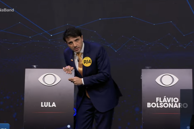 Renan pontuou que Lula e Flávio querem, em um possível segundo turno, fazer uma disputa para ver quem é mais amigo de Daniel Vorcaro
- (crédito: Reprodução ) Renan pontuou que Lula e Flávio querem, em um possível segundo turno, fazer uma disputa para ver quem é mais amigo de Daniel Vorcaro
- (crédito: Reprodução )