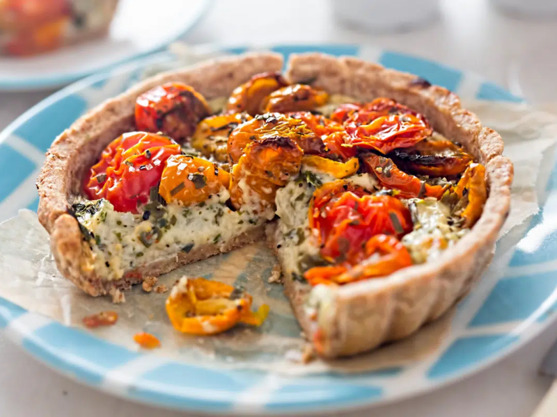 Torta crocante de tomate seco com muçarela (Imagem: Bartosz Luczak | Shutterstock) -  (crédito: EdiCase)