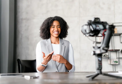 Algumas estratégias tornam possível transformar conteúdo na internet em trabalho (Imagem: Face Stock | Shutterstock) -  (crédito: EdiCase) -Algumas estratégias tornam possível transformar conteúdo na internet em trabalho (Imagem: Face Stock | Shutterstock) -  (crédito: EdiCase)