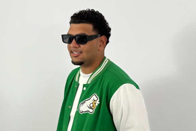 MC O PH, sobrinho de Naldo Benny, chama atenção com novo hit - (crédito: Divulgação) MC O PH, sobrinho de Naldo Benny, chama atenção com novo hit - (crédito: Divulgação)