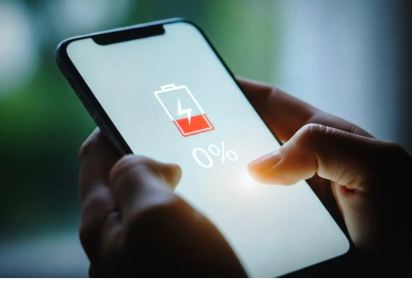 Pequenos hábitos podem fazer o celular consumir mais energia (Imagem: Mijansk786 | Shutterstock) -  (crédito: EdiCase) -Pequenos hábitos podem fazer o celular consumir mais energia (Imagem: Mijansk786 | Shutterstock) -  (crédito: EdiCase)