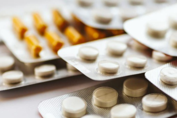 Três novos medicamentos de alta tecnologia serão disponibilizados: brigatinibe, gefitinibe e durvalumabe -  (crédito: Divulgação Ministério da Saúde )