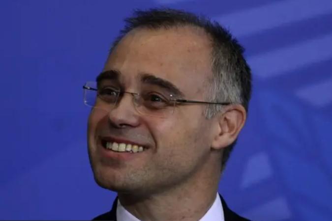 Como instituto fundado por Mendonça obteve R$ 10,7 milhões em dois anos com contratos públicos - (crédito: Getty Images) Como instituto fundado por Mendonça obteve R$ 10,7 milhões em dois anos com contratos públicos - (crédito: Getty Images)