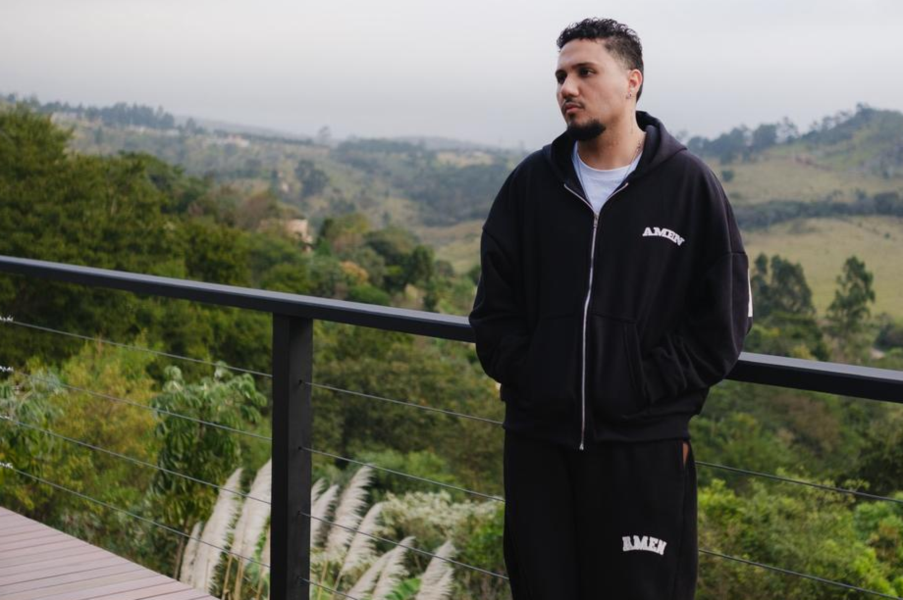 Nesk Only apresenta o EP 'Me Tira o Medo' e o clipe da faixa-título