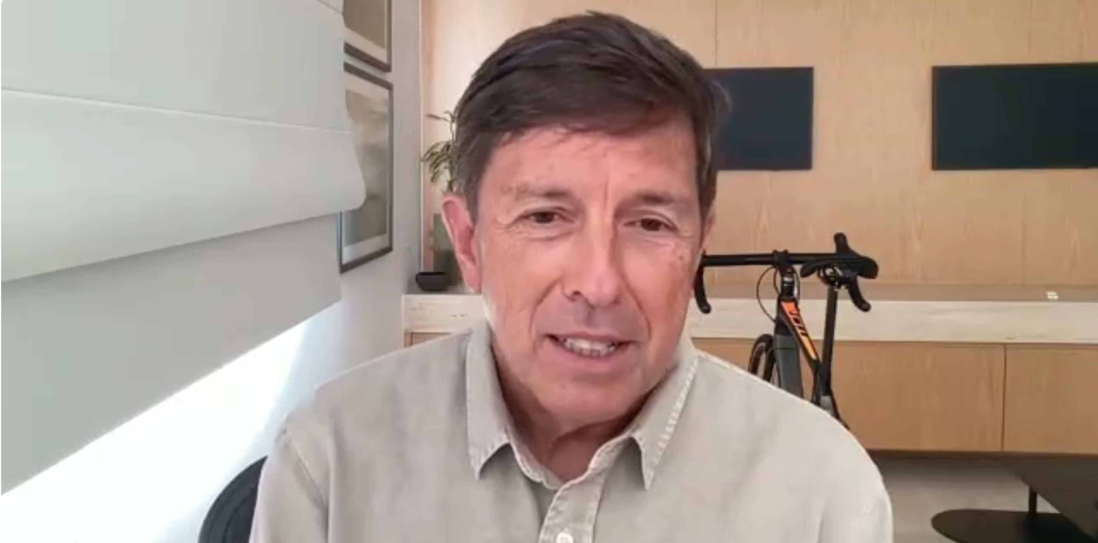 João Amoêdo vê Cury em alta, critica silêncio do Supremo no caso Moraes e ainda não define voto