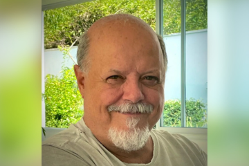 Aos 41 anos, estreou em novelas com As Pupilas do Senhor Reitor. A produção foi o ponto de partida para uma longa e talentosa trajetória na televisão - (crédito: Reprodução/Redes Sociais) Aos 41 anos, estreou em novelas com As Pupilas do Senhor Reitor. A produção foi o ponto de partida para uma longa e talentosa trajetória na televisão - (crédito: Reprodução/Redes Sociais)
