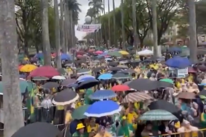 Na Praça da Liberdade, em Belo Horizonte, apoiadores de Jair Bolsonaro concentraram as manifestações do 7 de Setembro em críticas ao presidente Lula e ao ministro Alexandre de Moraes