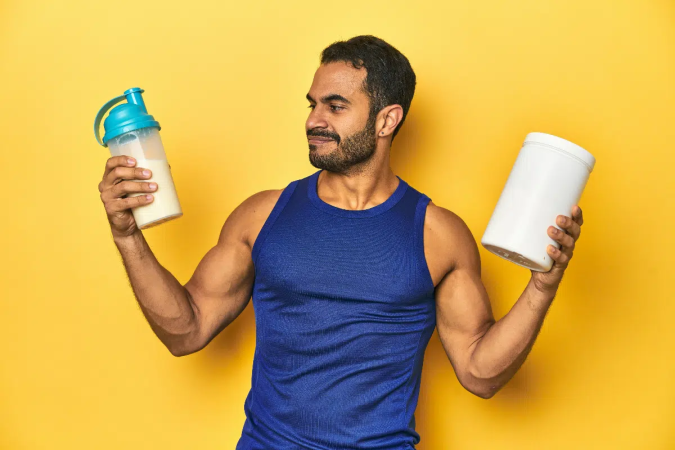 A tendência consiste em combinar diferentes suplementos ao longo do dia (Imagem: Asier Romero | Shutterstock) - (crédito: EdiCase) A tendência consiste em combinar diferentes suplementos ao longo do dia (Imagem: Asier Romero | Shutterstock) - (crédito: EdiCase)
