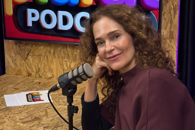 Atriz Adriana Rabelo durante participação no Plural Podcast - (crédito: Divulgação) Atriz Adriana Rabelo durante participação no Plural Podcast - (crédito: Divulgação)