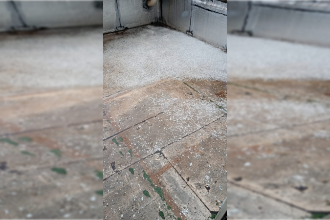 Moradores registraram a queda de granizo - (crédito: Arquivo pessoal) Moradores registraram a queda de granizo - (crédito: Arquivo pessoal)