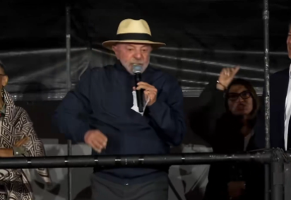 Lula durante ato político nesta sexta-feira (18/9), em São Paulo -  (crédito: Reprodução/X) -Lula durante ato político nesta sexta-feira (18/9), em São Paulo -  (crédito: Reprodução/X)