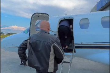 Na manhã desta segunda-feira (21/9), Rick postou no storys do Instagram embarcando em um jato particular que estaria a caminho do helicóptero. O vídeo foi gravado ao lado do empresário Bruno Avelar - (crédito: Reprodução/Instagram) Na manhã desta segunda-feira (21/9), Rick postou no storys do Instagram embarcando em um jato particular que estaria a caminho do helicóptero. O vídeo foi gravado ao lado do empresário Bruno Avelar - (crédito: Reprodução/Instagram)