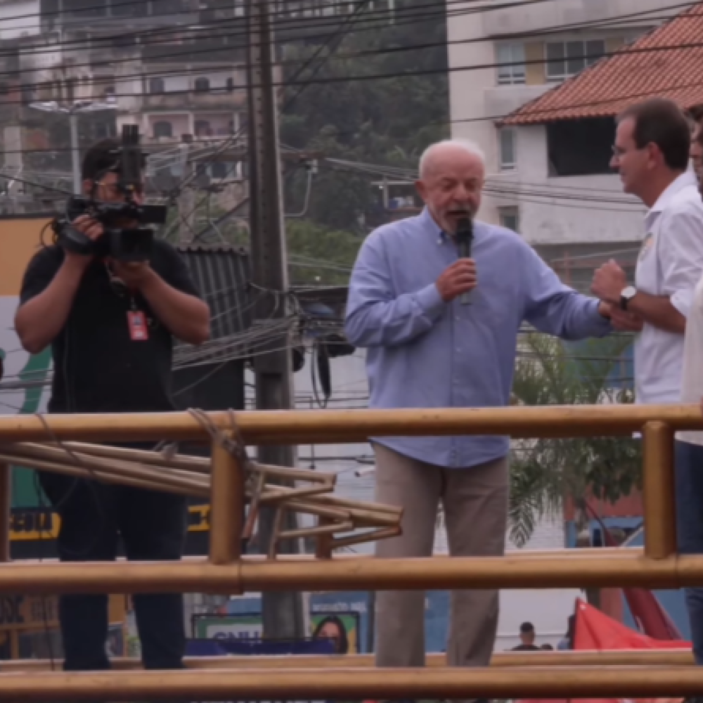 Lula cobra voto de eleitores da terceira idade: "Desistiu da vida?"