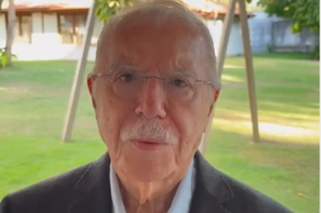 Antes de viajar para a capital paulista, Sarney publicou um vídeo nas redes sociais e explicou que faria novos exames após a doença - (crédito: Reprodução/Instagram) Antes de viajar para a capital paulista, Sarney publicou um vídeo nas redes sociais e explicou que faria novos exames após a doença - (crédito: Reprodução/Instagram)