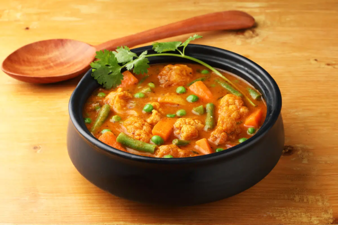 Curry de legumes vegetariano (Imagem: SMDSS | Shutterstock) - (crédito: EdiCase) Curry de legumes vegetariano (Imagem: SMDSS | Shutterstock) - (crédito: EdiCase)