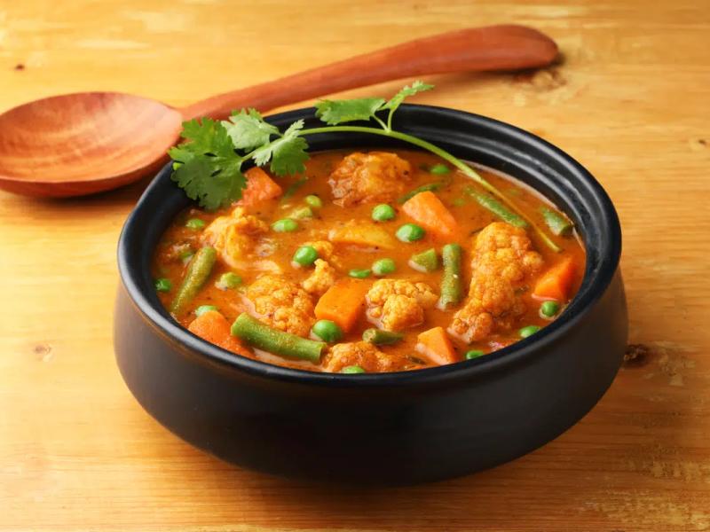 Curry de legumes vegetariano (Imagem: SMDSS | Shutterstock) -  (crédito: EdiCase)