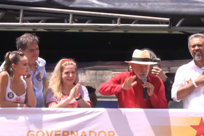 Presidente discursou em Fortaleza, ao lado do governador e candidato à reeleição pelo Ceará, Elmano de Freitas - (crédito: Reprodução/Youtube Lula Oficial) Presidente discursou em Fortaleza, ao lado do governador e candidato à reeleição pelo Ceará, Elmano de Freitas - (crédito: Reprodução/Youtube Lula Oficial)