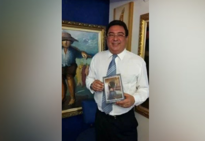 Luis Carlos Alcoforado e seu quinto livro de poesias, Escuridão do fim -  (crédito: Arquivo pessoal) -Luis Carlos Alcoforado e seu quinto livro de poesias, Escuridão do fim -  (crédito: Arquivo pessoal)