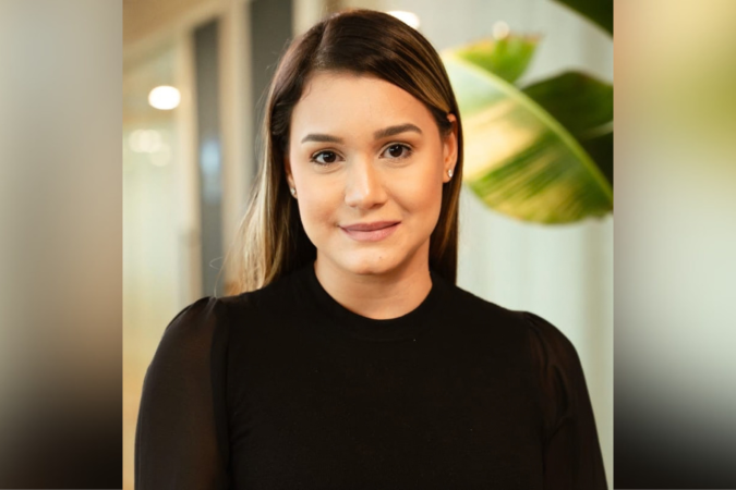 Lays Carneiro de O. Bezerra, integrante do time da área trabalhista de Martorelli Advogados. Possui experiência na atuação em demandas contenciosas e consultivas, com expertise no segmento bancário - (crédito: Divulgação) Lays Carneiro de O. Bezerra, integrante do time da área trabalhista de Martorelli Advogados. Possui experiência na atuação em demandas contenciosas e consultivas, com expertise no segmento bancário - (crédito: Divulgação)