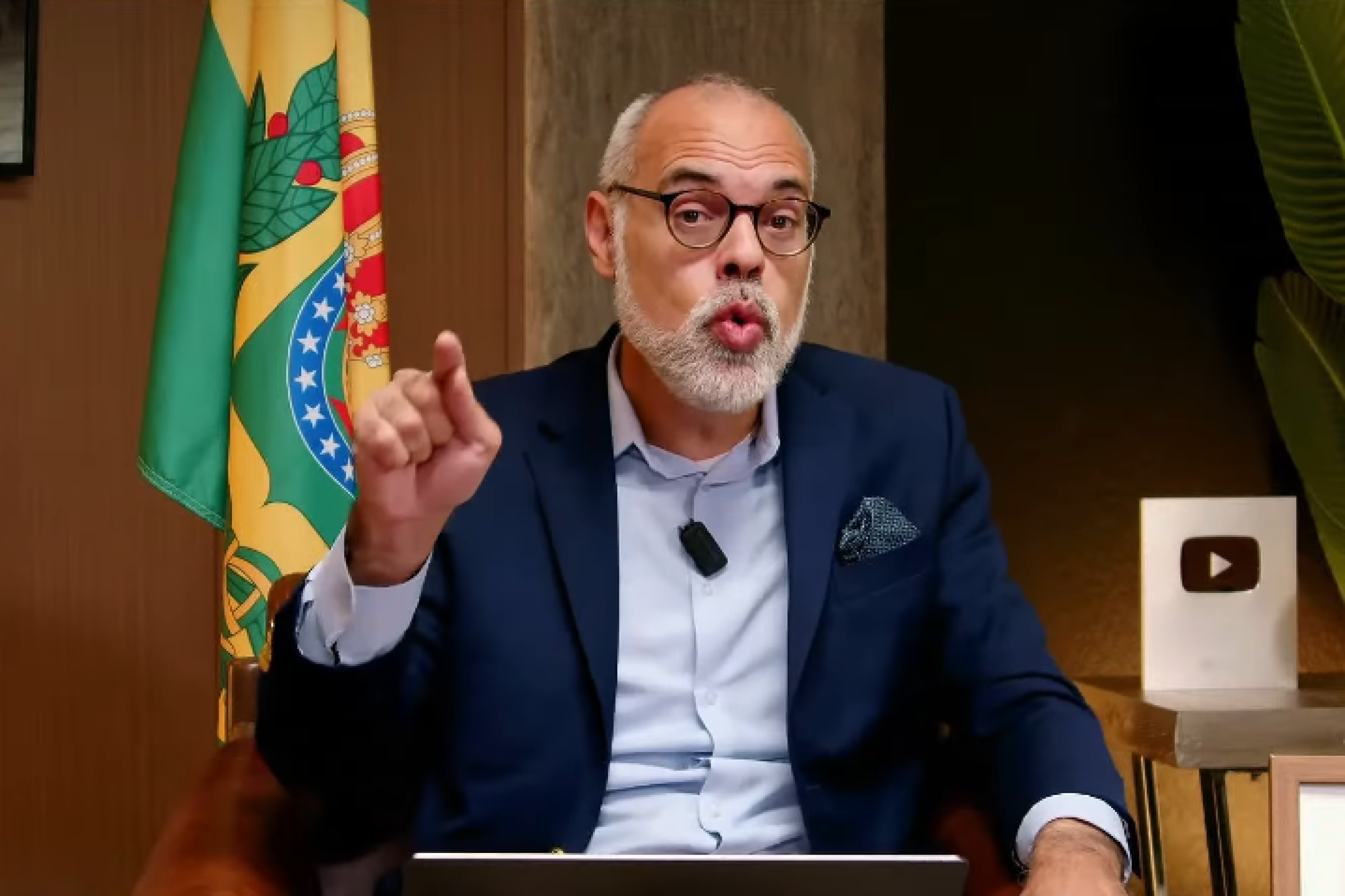 Foragido, Allan dos Santos ataca bispos da CNBB: 