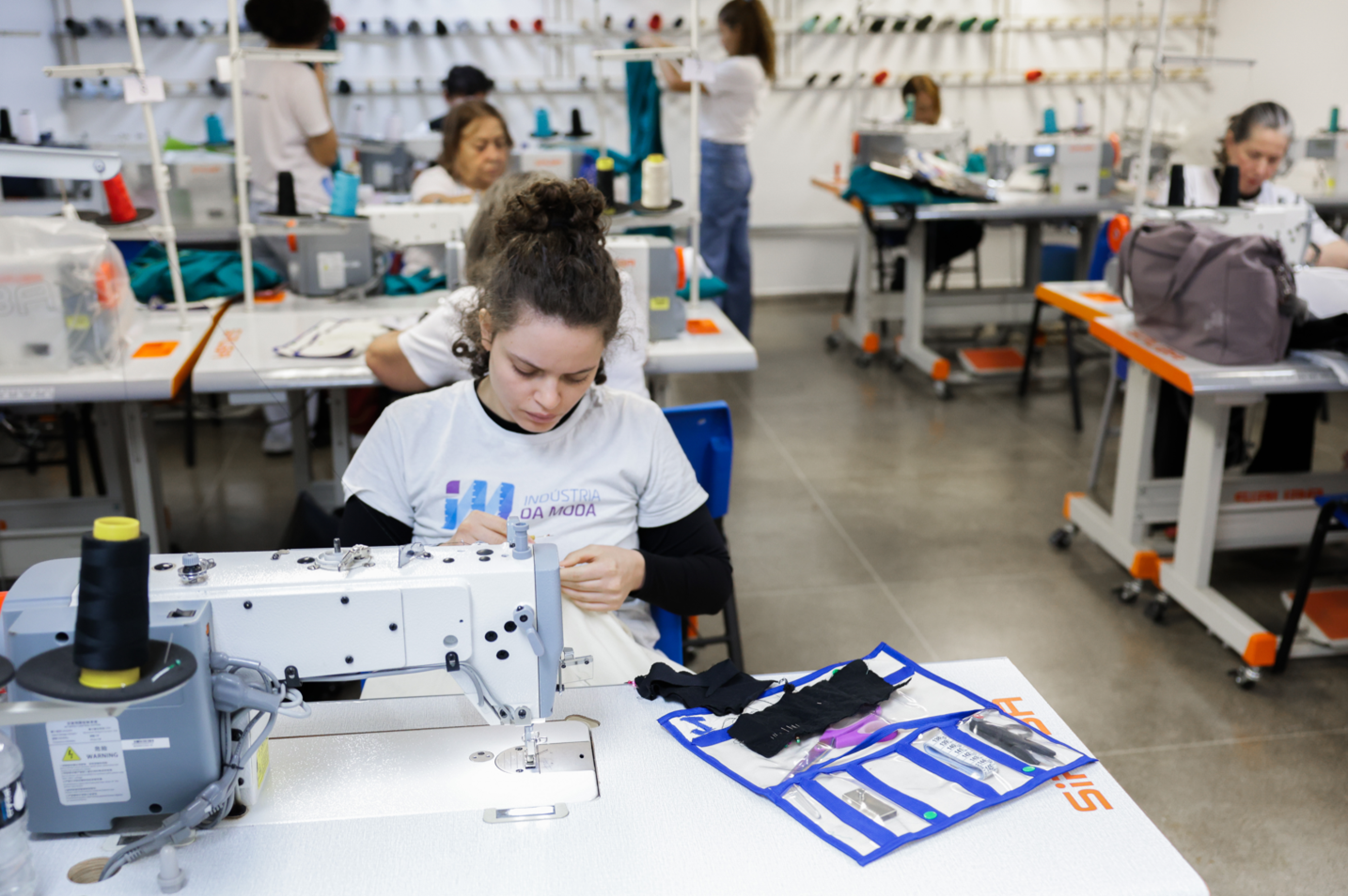 Senai-DF abre 160 vagas para cursos gratuitos voltados ao setor de moda
