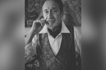 O comunicado da morte foi feito pelo Instituto Internacional Juarez Machado (IIJM), que, em nota, destacou que ele 'construiu uma trajetória singular nas artes, reconhecida no Brasil e no exterior' -  (crédito: Reprodução/Instagram/ @bienaldecuritiba e @institutojuarezmachado)