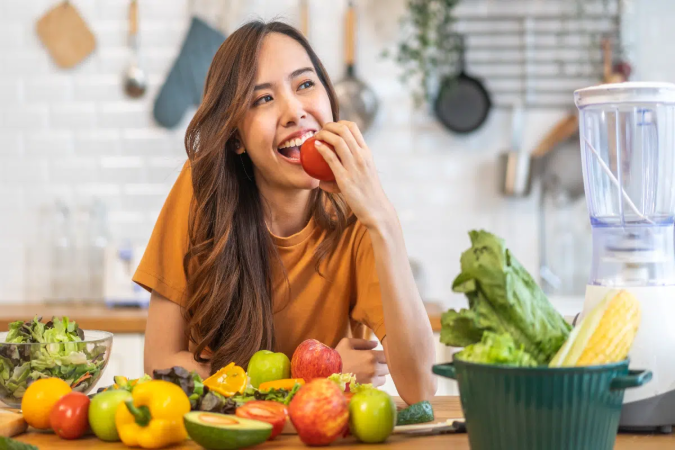 A primavera possibilita incluir mais frutas, legumes e verduras nas refeições (Imagem: Art_Photo | Shutterstock) - (crédito: EdiCase) A primavera possibilita incluir mais frutas, legumes e verduras nas refeições (Imagem: Art_Photo | Shutterstock) - (crédito: EdiCase)