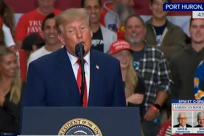 Comentário ocorreu durante um comício em Michigan, no centro-oeste do país norte-americano - (crédito: Reprodução) Comentário ocorreu durante um comício em Michigan, no centro-oeste do país norte-americano - (crédito: Reprodução)